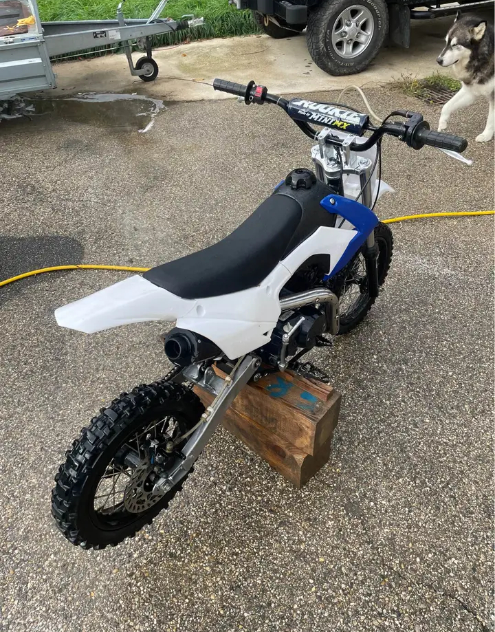 Moto neuf de valeur 1 - Miniature 3
