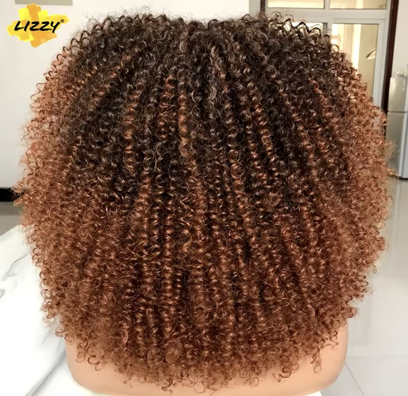 Perruque bouclée en fibre synthétique