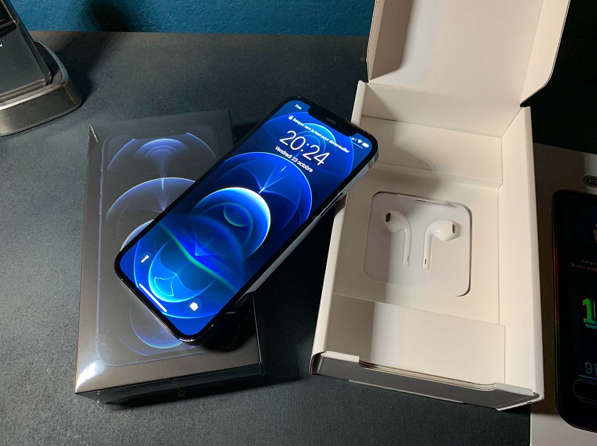 iPhone 12 Max Pro - Photo 1