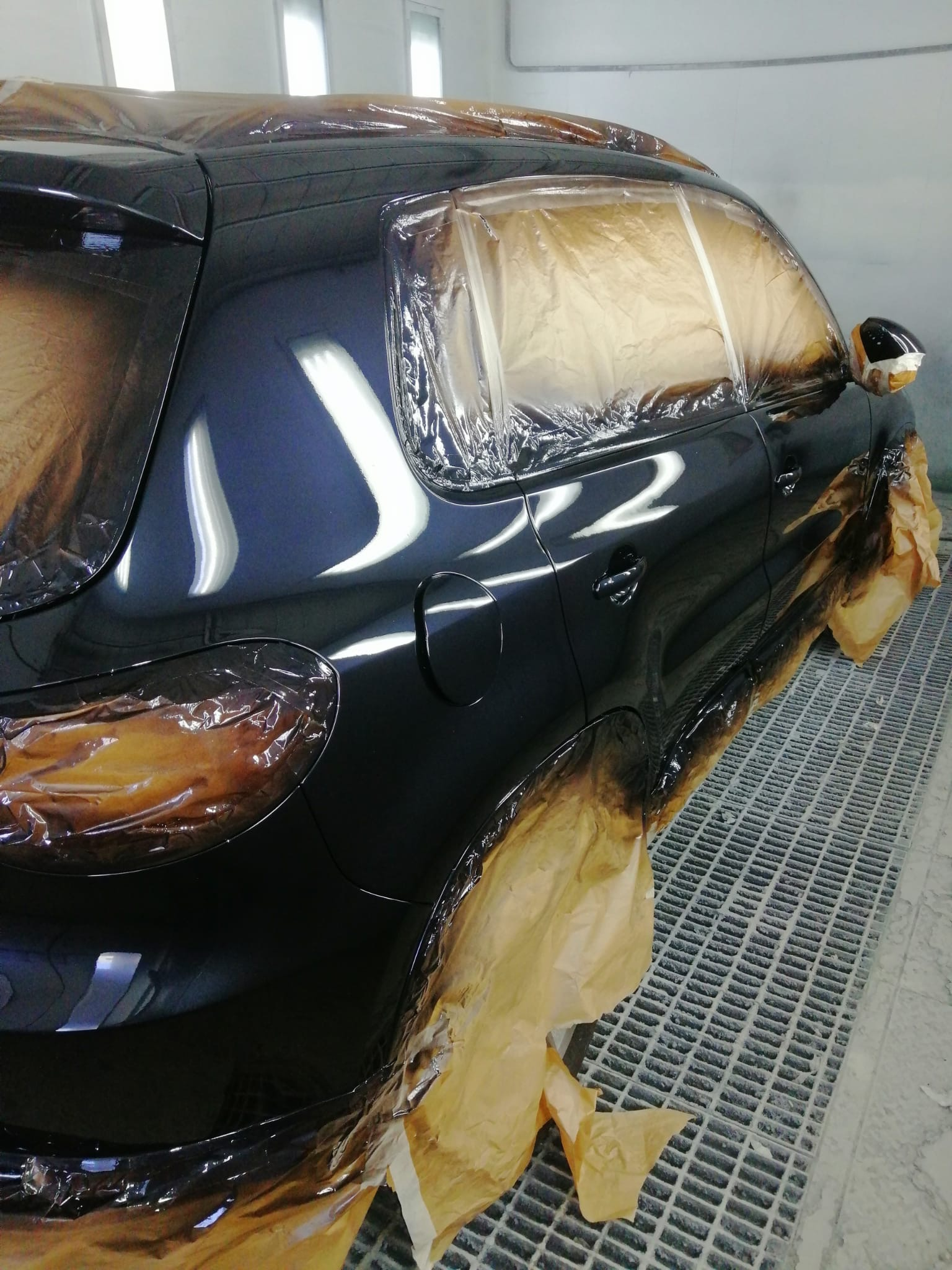 Service de Carrosserie et Peinture Auto - Miniature 2