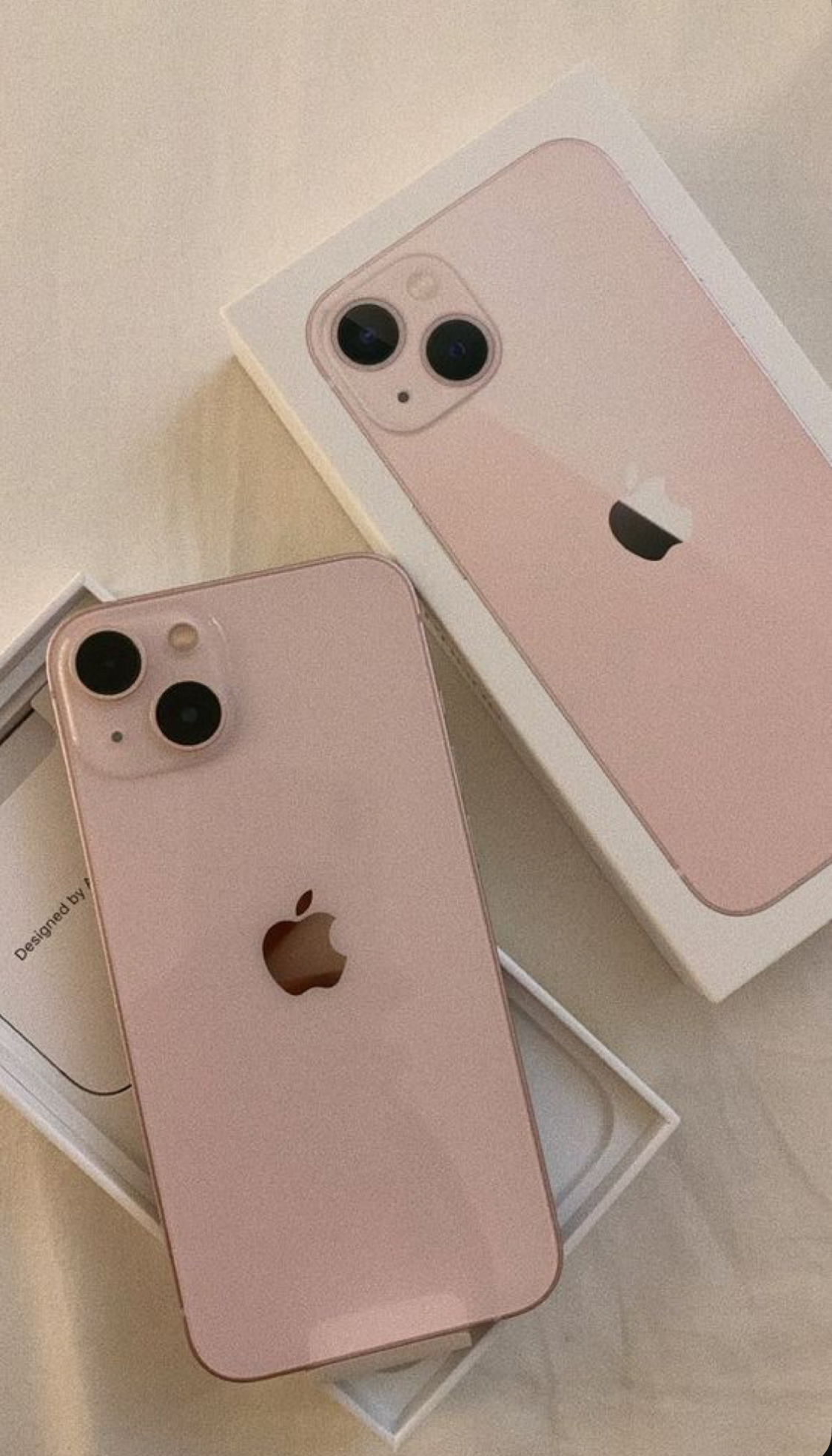 iPhone 13 rose reconditionné 128 GB à vendre