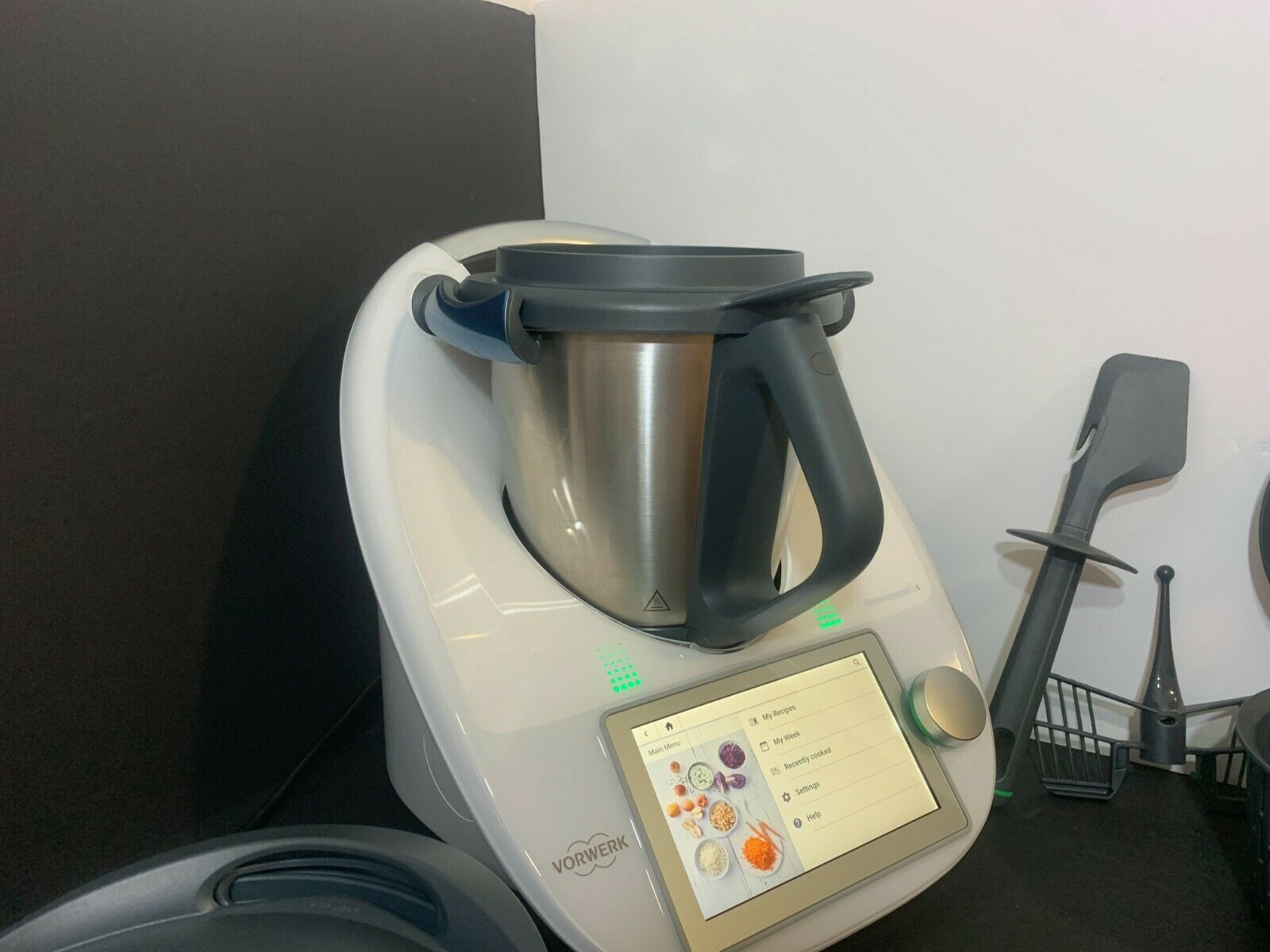Vorwerk thermomix tm6 with accessories