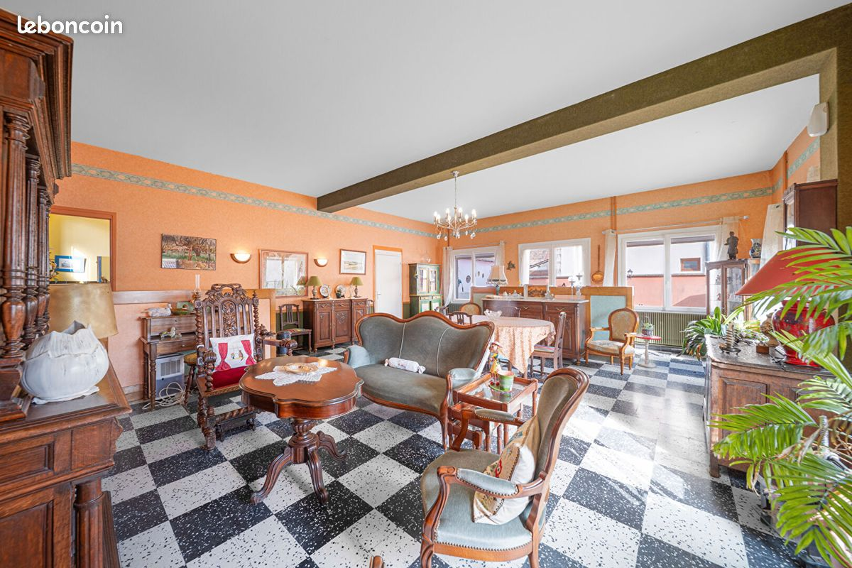 Maison spacieuse de 249 m² à vendre - Miniature 7