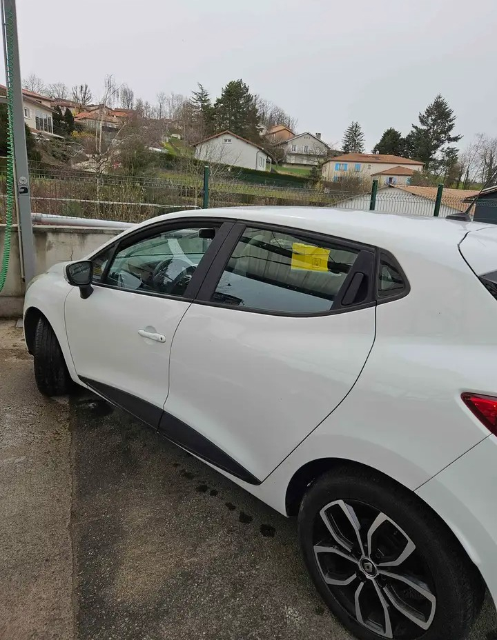 Renault Clio Édition Dynamique 1.6 16V 65km