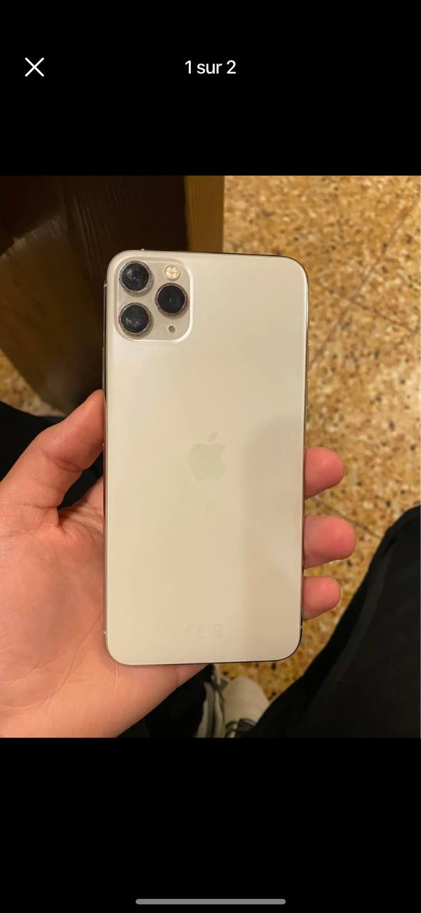 iPhone 11 Pro Max dispo avec accessoires moins chers