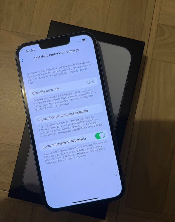 IPhone13 290e
