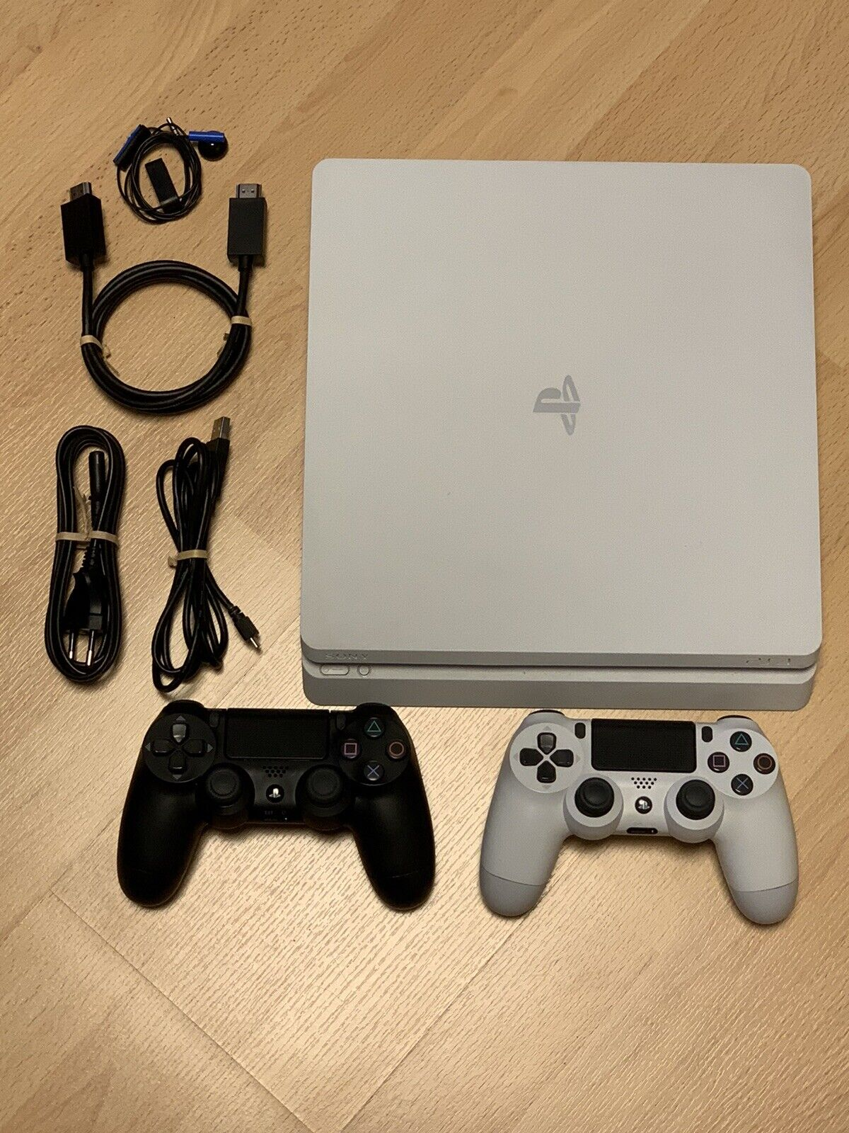 Sony PlayStation 4 Pro 1 vers console de jeu - Blanc - Miniature 3