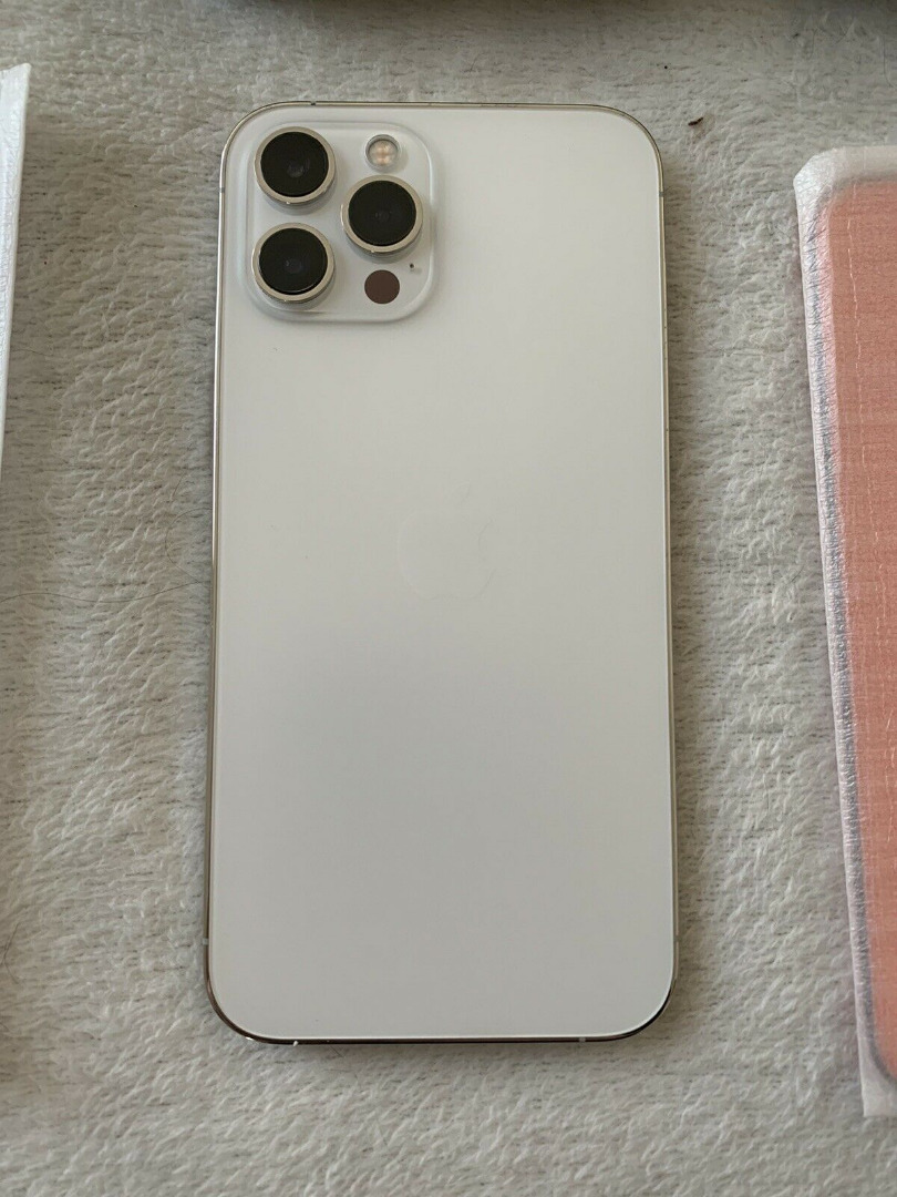 IPhone 12 Pro Max en parfait état 256gb