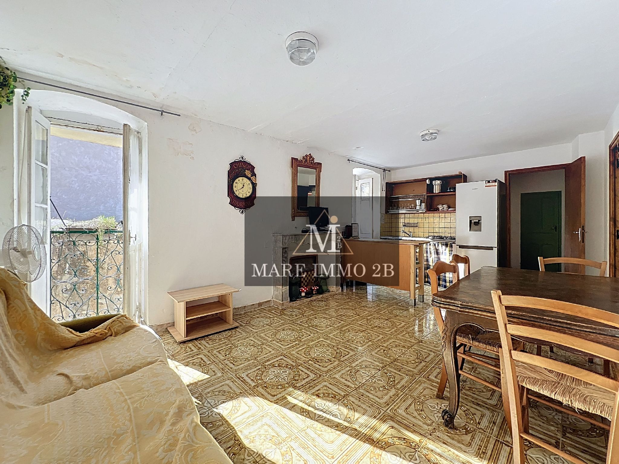 Maison de village avec différents appartements - Miniature 7