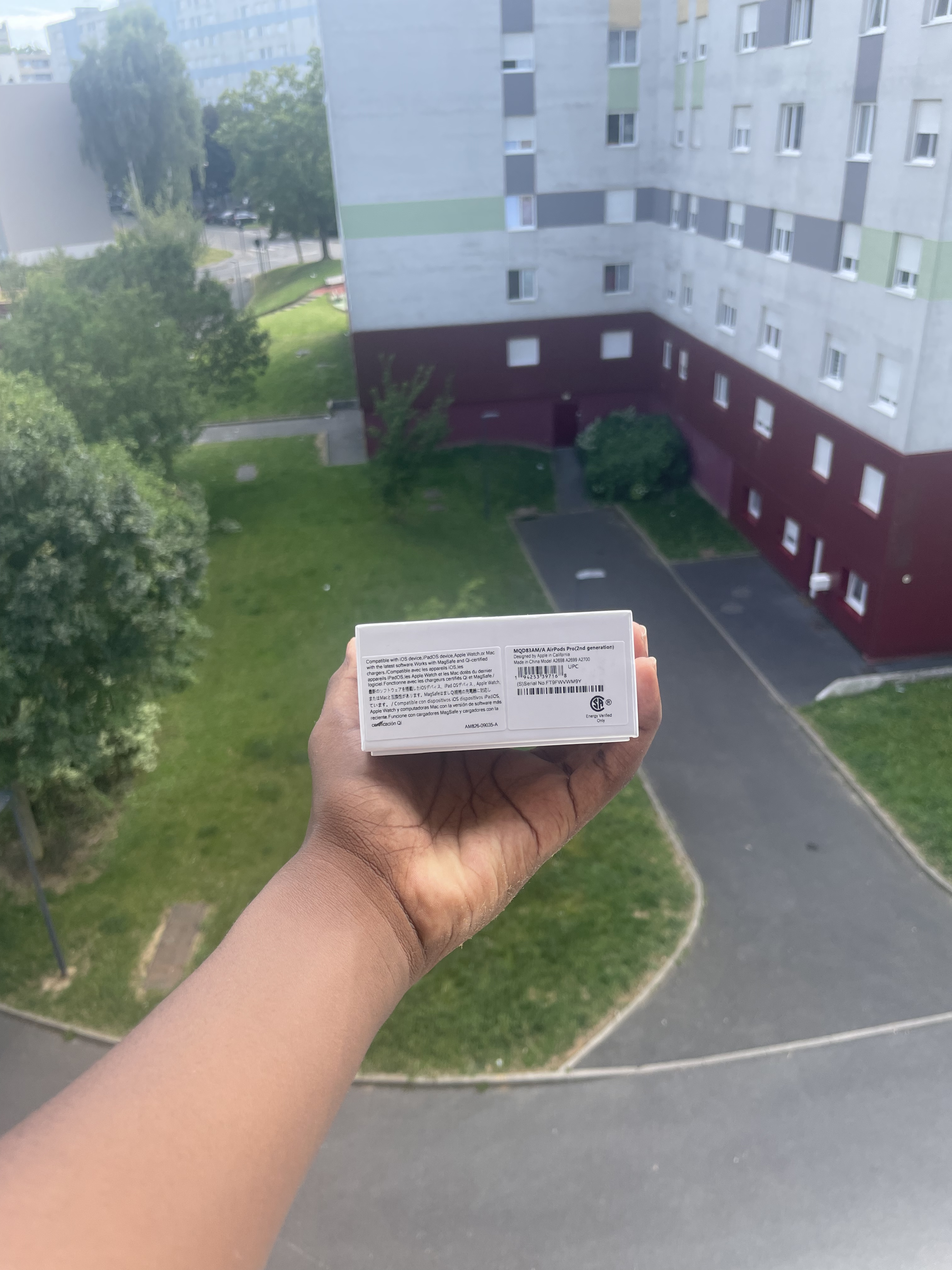 AirPods Pro 2eme génération - Miniature 2