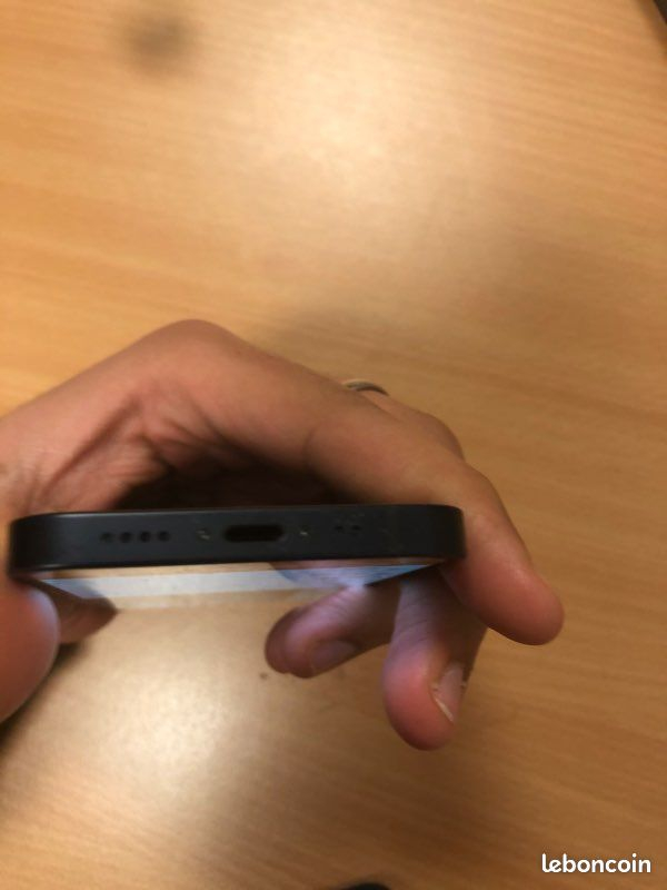 Téléphone iPhone 12 256gb - Miniature 2