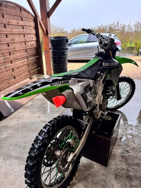 Kawasachi kx250f 2006 - Miniature 4