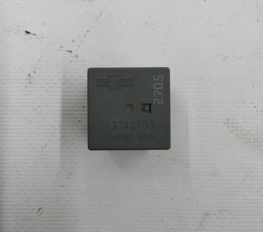 Relais de bloc de fusibles EFUSE Tesla {MS_MSR_MX} 13742705