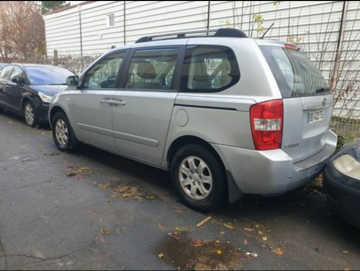 Kia carnival 2.9 crdi 185cv pack - Miniature 2