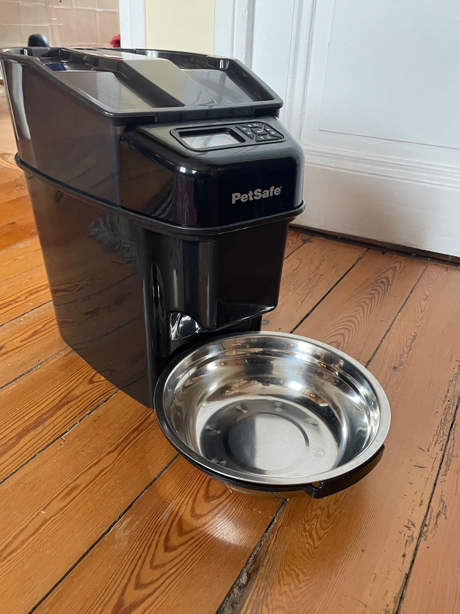 Vente distributeur automatique de croquettes