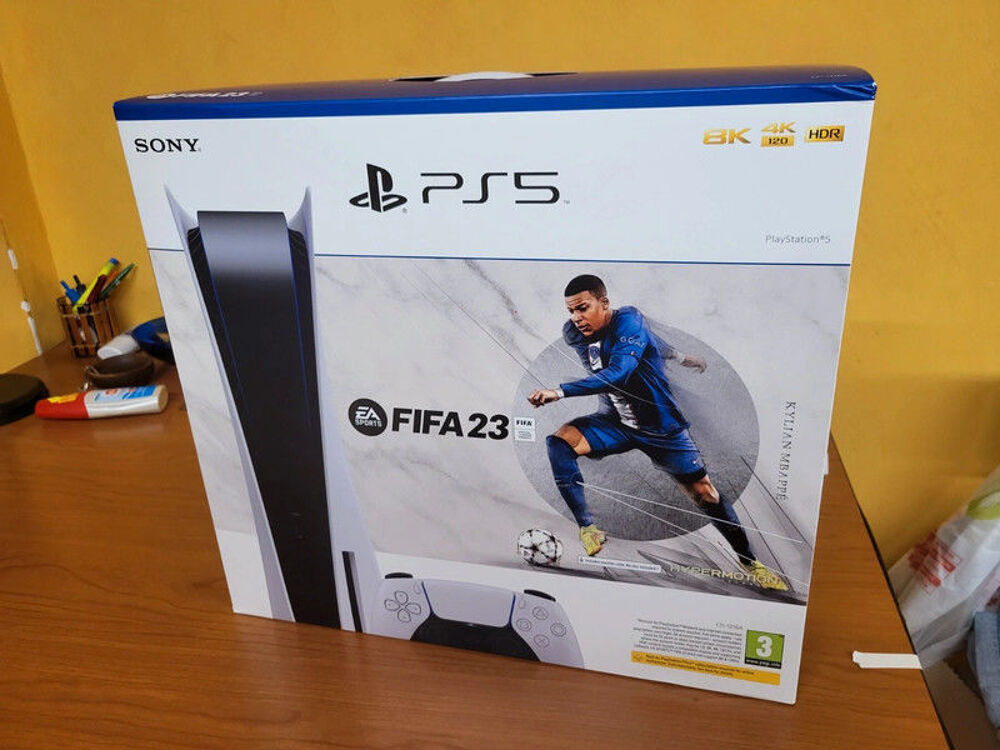 Je vends mon PS5 urgent