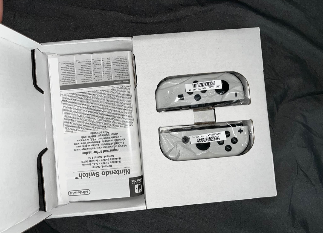 NINTENDO SWITCH OLED - Miniature 4