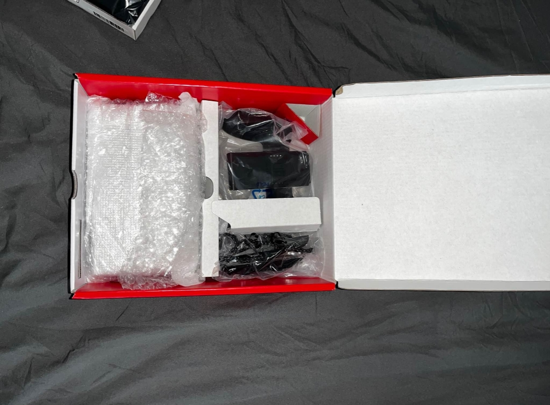 NINTENDO SWITCH OLED - Miniature 2
