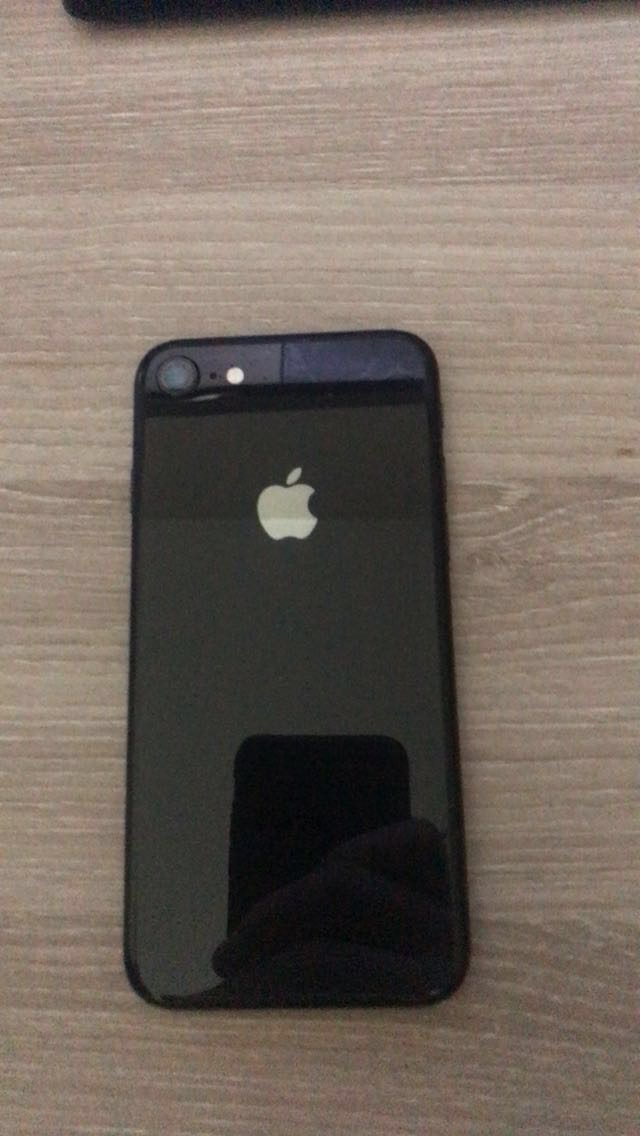 iPhone 8