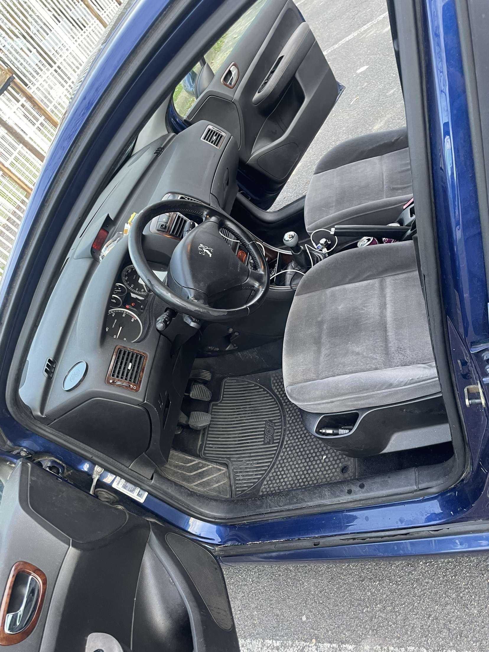 307 hdi 2l urgent merci a vous