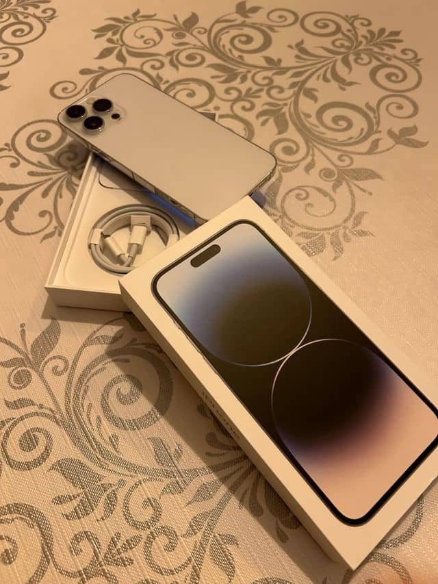 iPhone 14pro max neuf