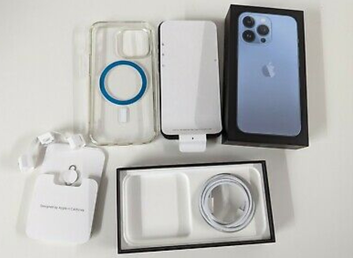 vente d'un apple iPhone 13 Pro - 128 Go - Sierra Blue (Sans Simlock