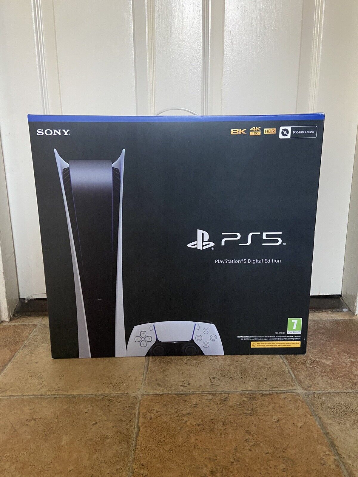Sony PlayStation 5 PS5 Digital Edition Konsole brandneu & versiegelt - mit Rechnung - Miniature 5