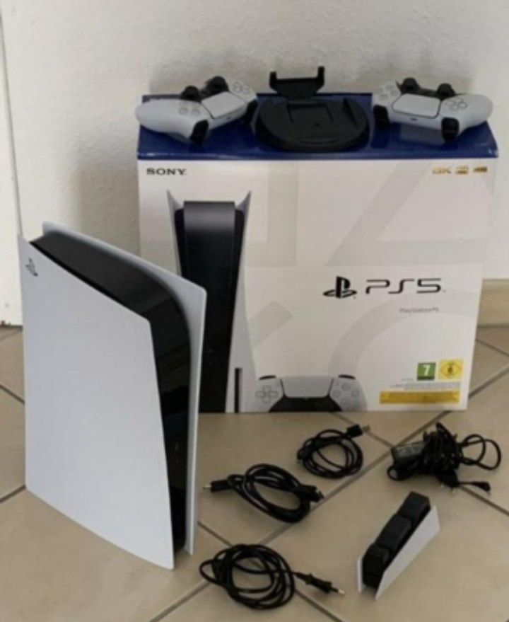 PS 5 comportant un bon nombre de jeux