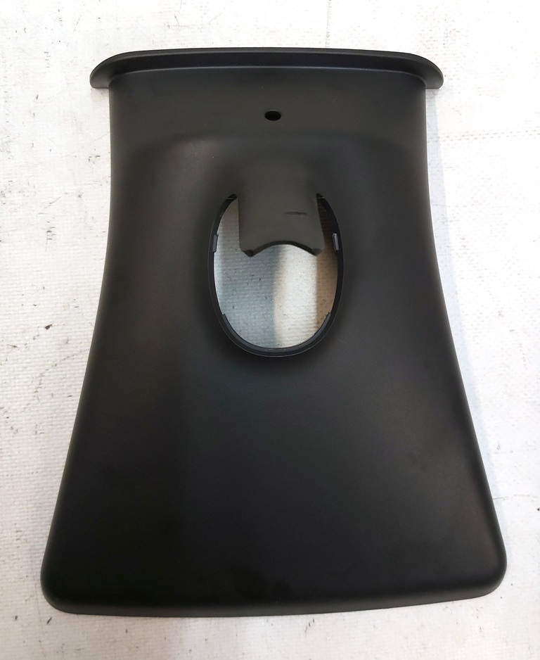 Parement d'un bras de rétroviseur et d'une chambre de dessus de salon
Tesla modèle Y 1494442-00-B