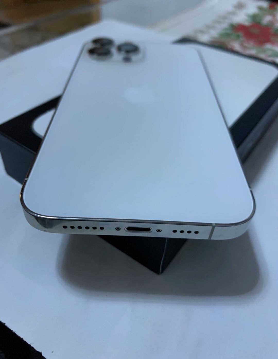 iPhone 12 Pro Max 128GB emballage d'origine. - Miniature 7
