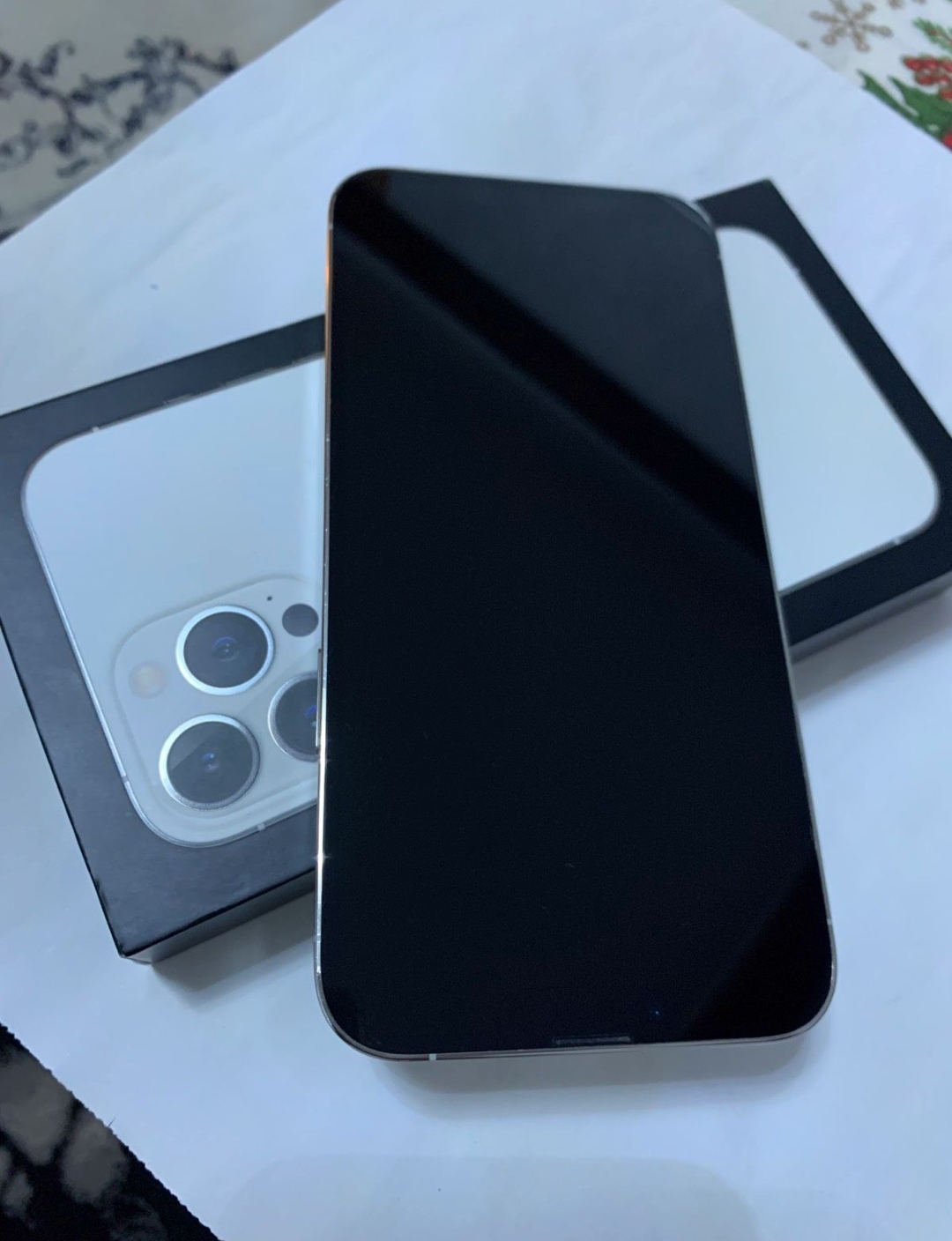 iPhone 12 Pro Max 128GB emballage d'origine. - Miniature 6