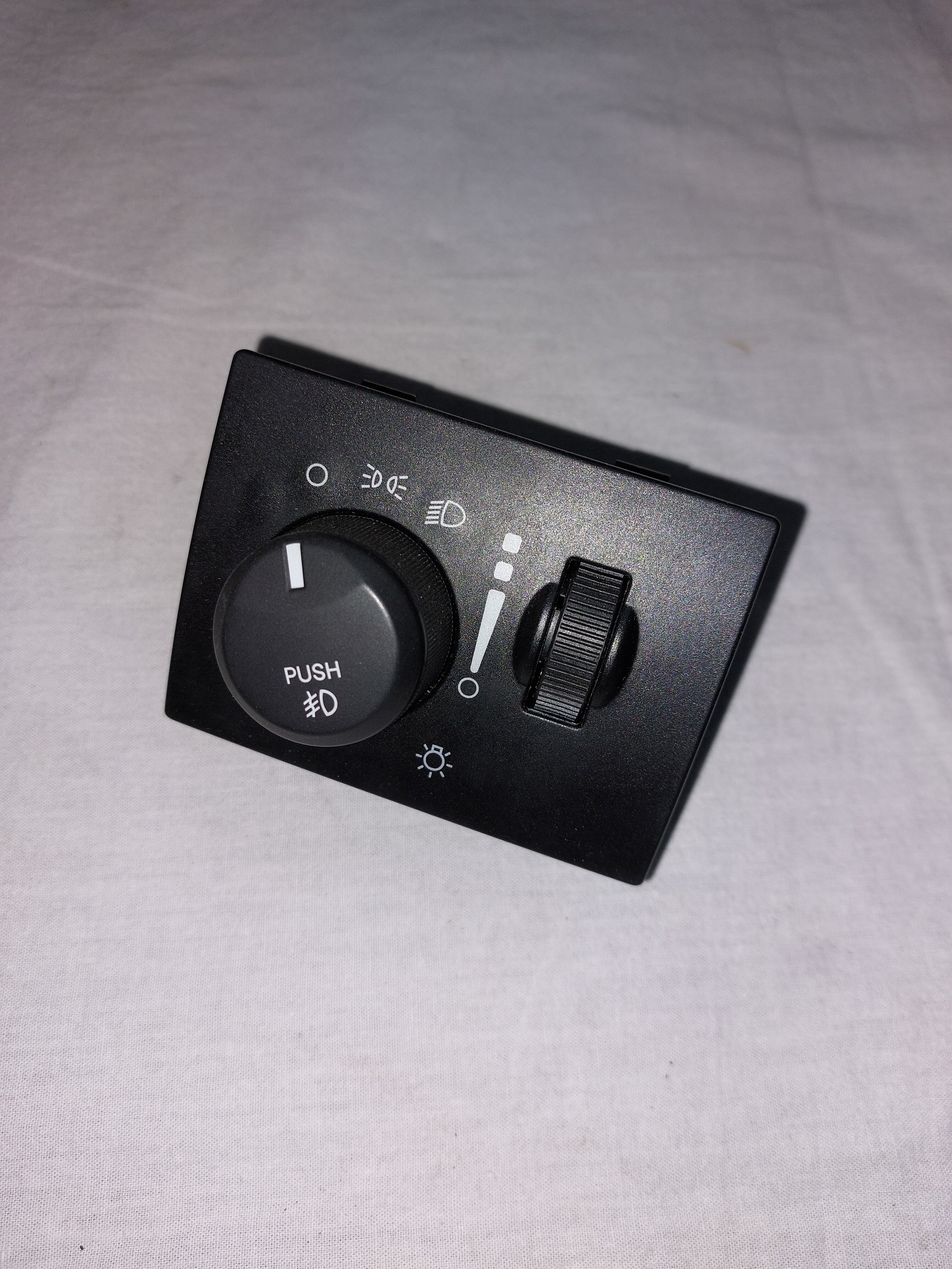Commande de phare Dodge Magnum 2004-2008