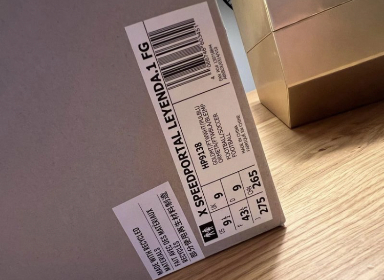 Chaussures de foot Messi