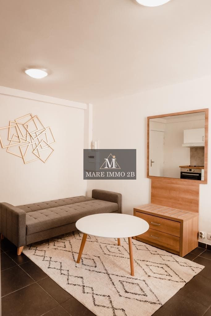CALVI - Appartement T2 Rez-de-Jardin - 29,71 m² - Accès Plage Direct