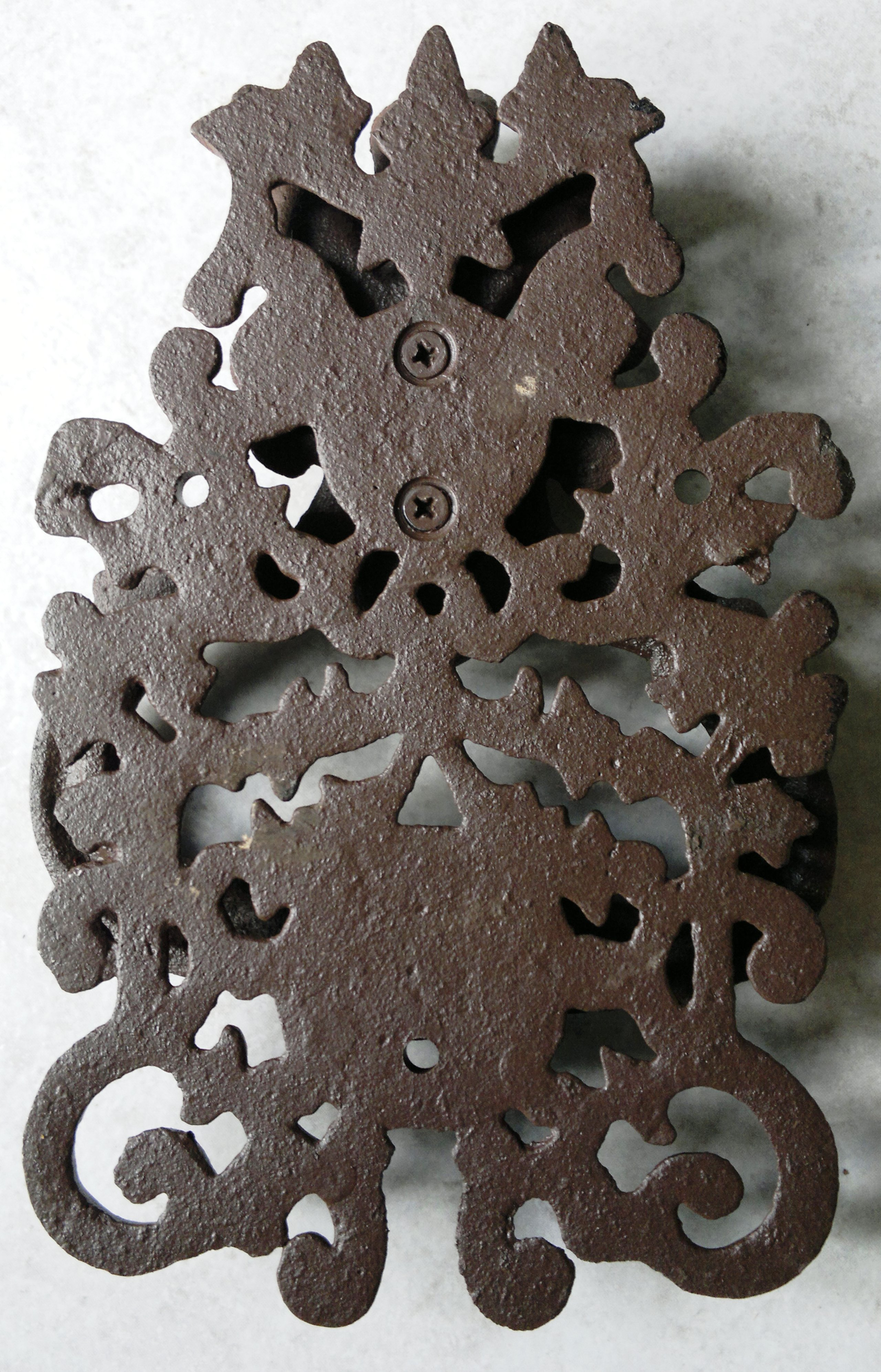 Heurtoir de porte classique arabesque
