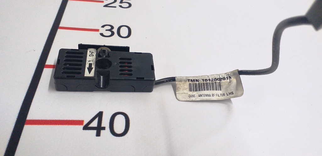 Antenne radio filtre LHS 2D Tesla  1012002-01-B