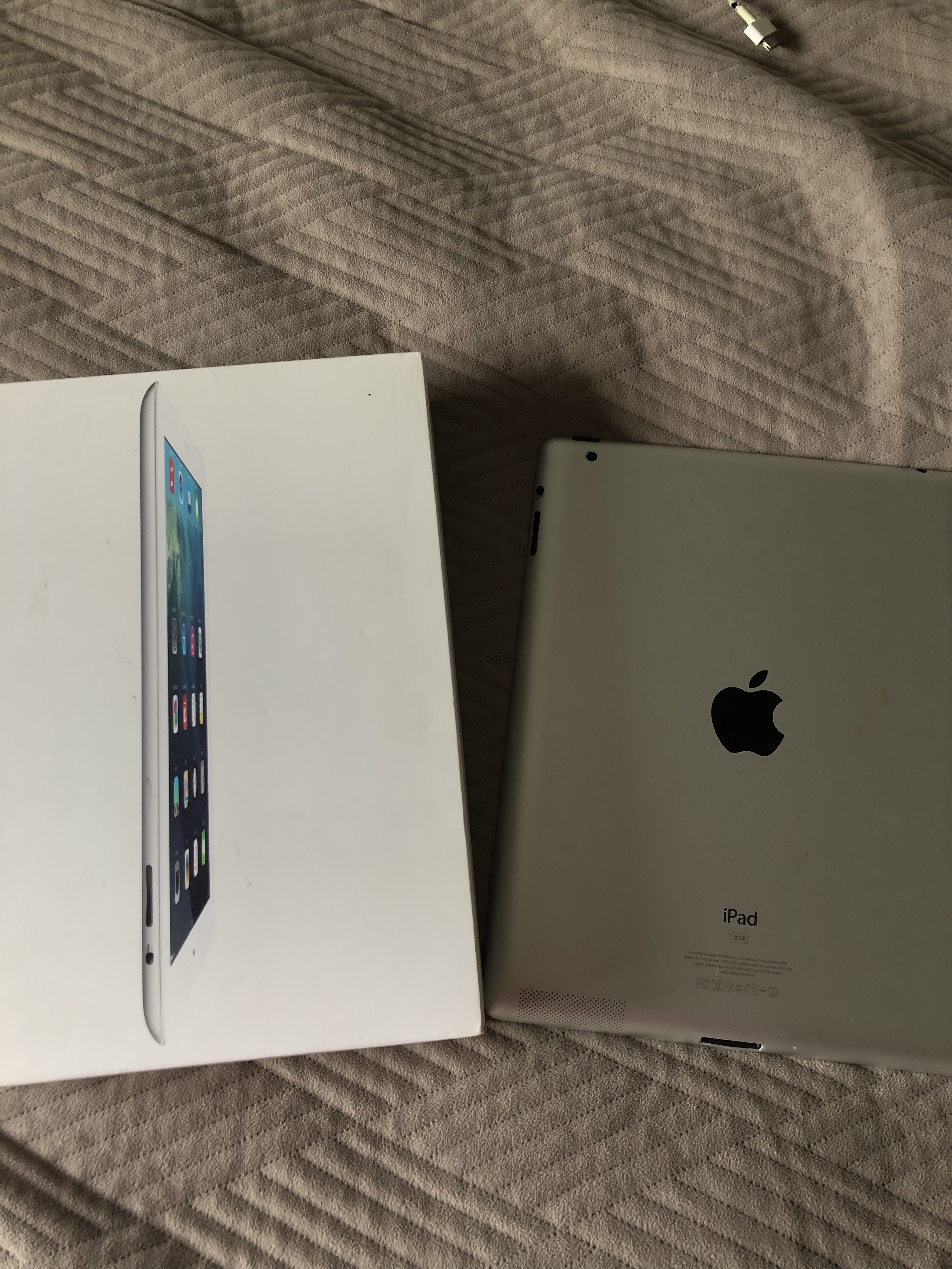 iPad 2 16GB White