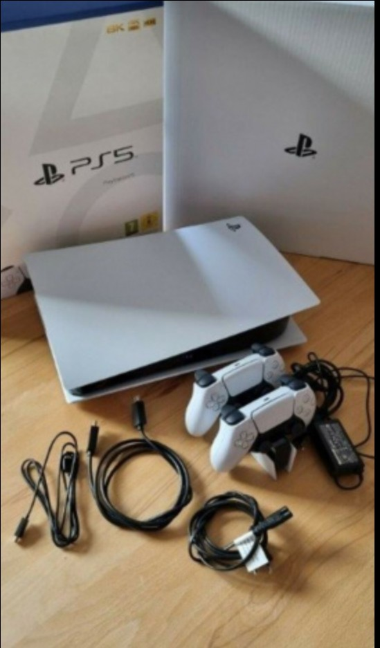 PlayStation 5 avec un bon nombre de jeux