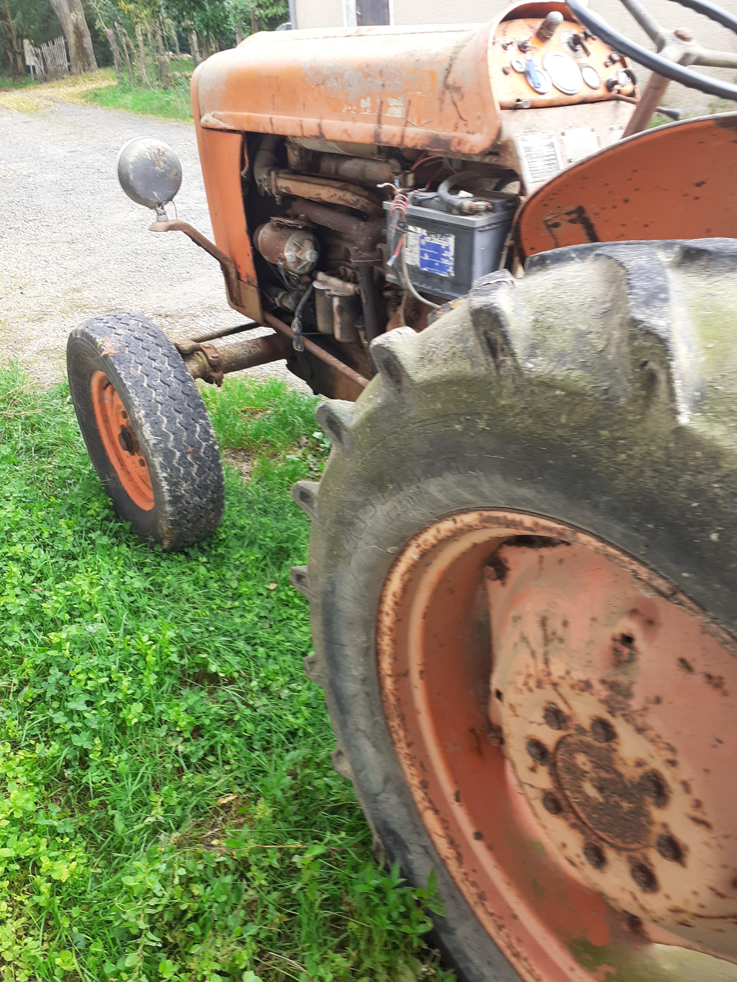 Tracteur - Miniature 3