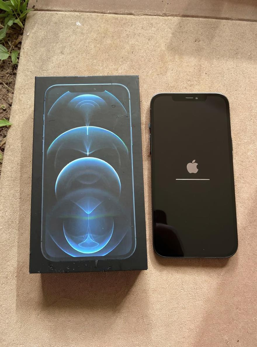 iPhone 12 Pro Max d'origine - 128 Go - Miniature 2