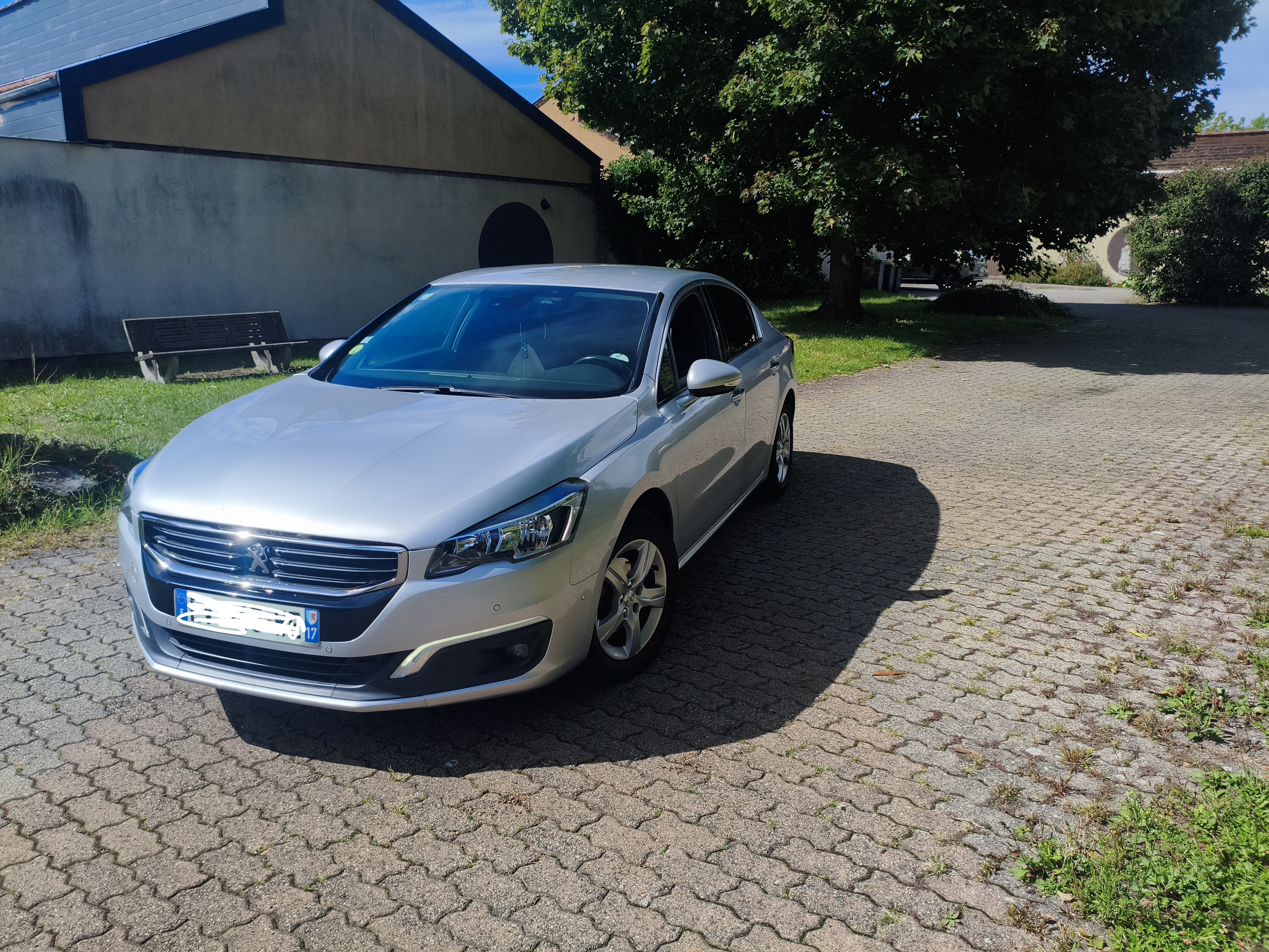 Peugeot 508 hdi - Miniature 2