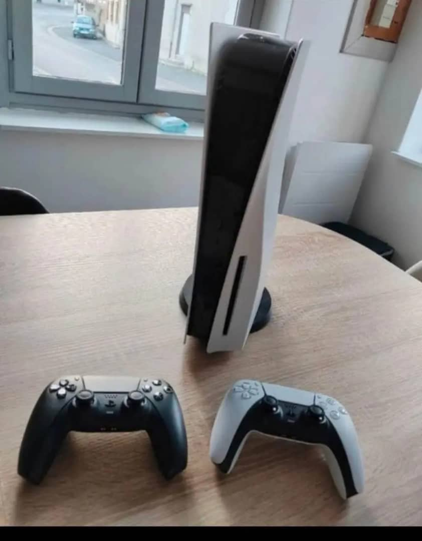 Play station 5 Ps5 digital - Miniature 4