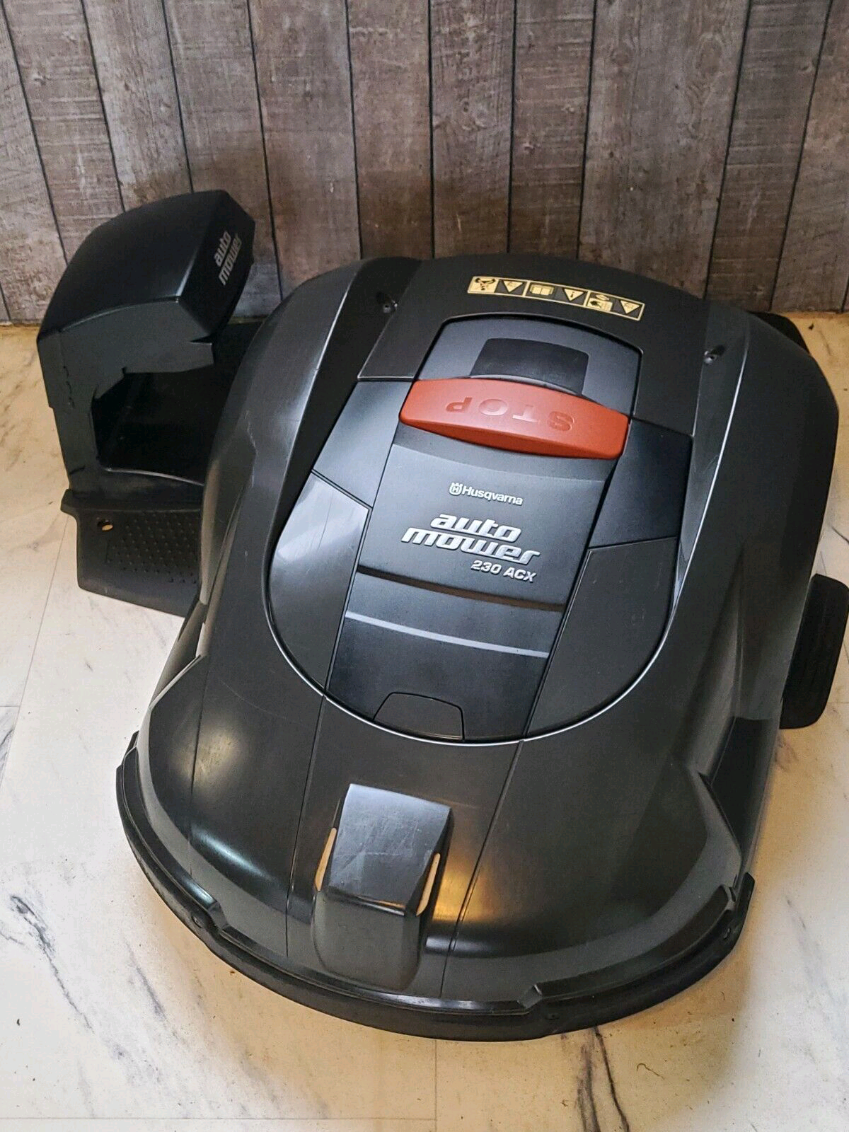 Husqvarna Automower 230 ACX