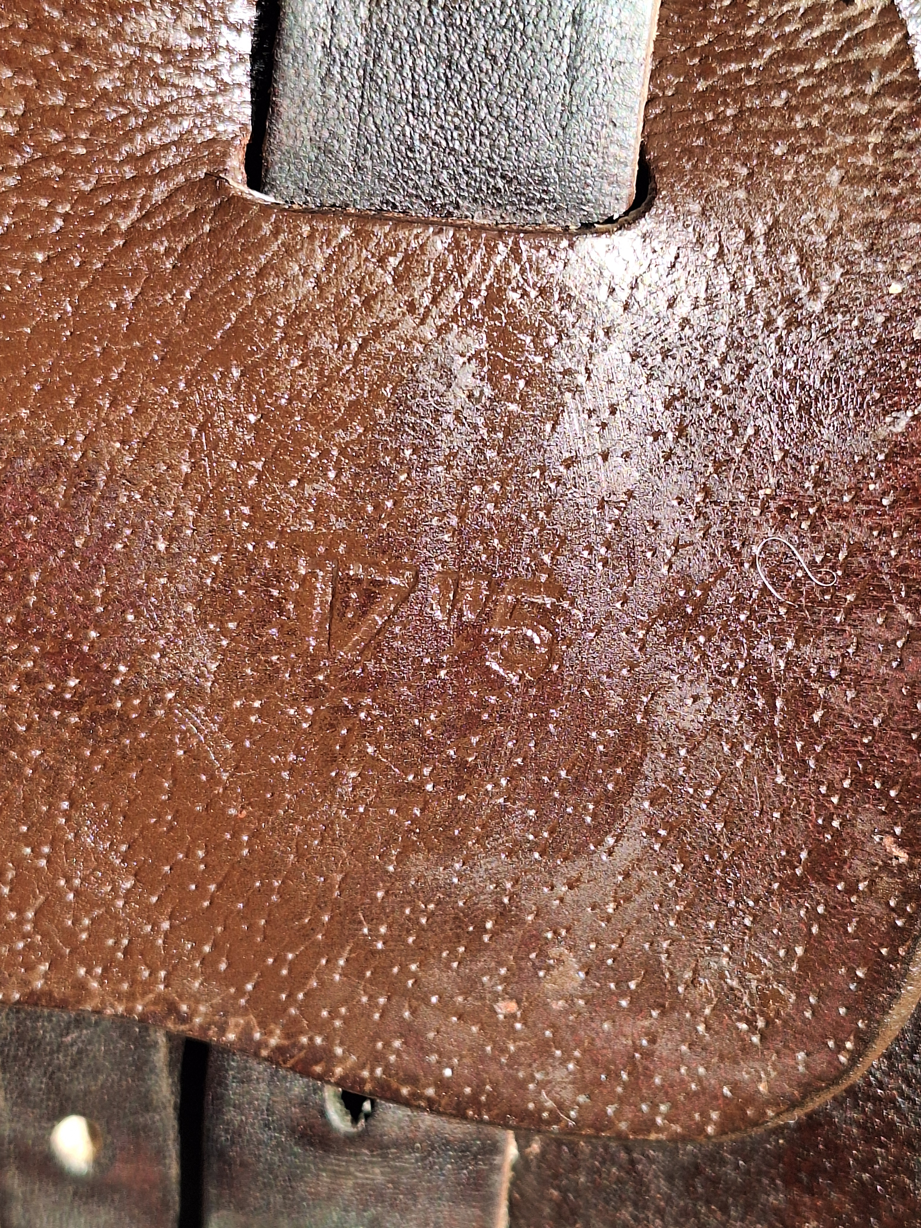 Selle Fouganza 17,5 pouces - Miniature 2