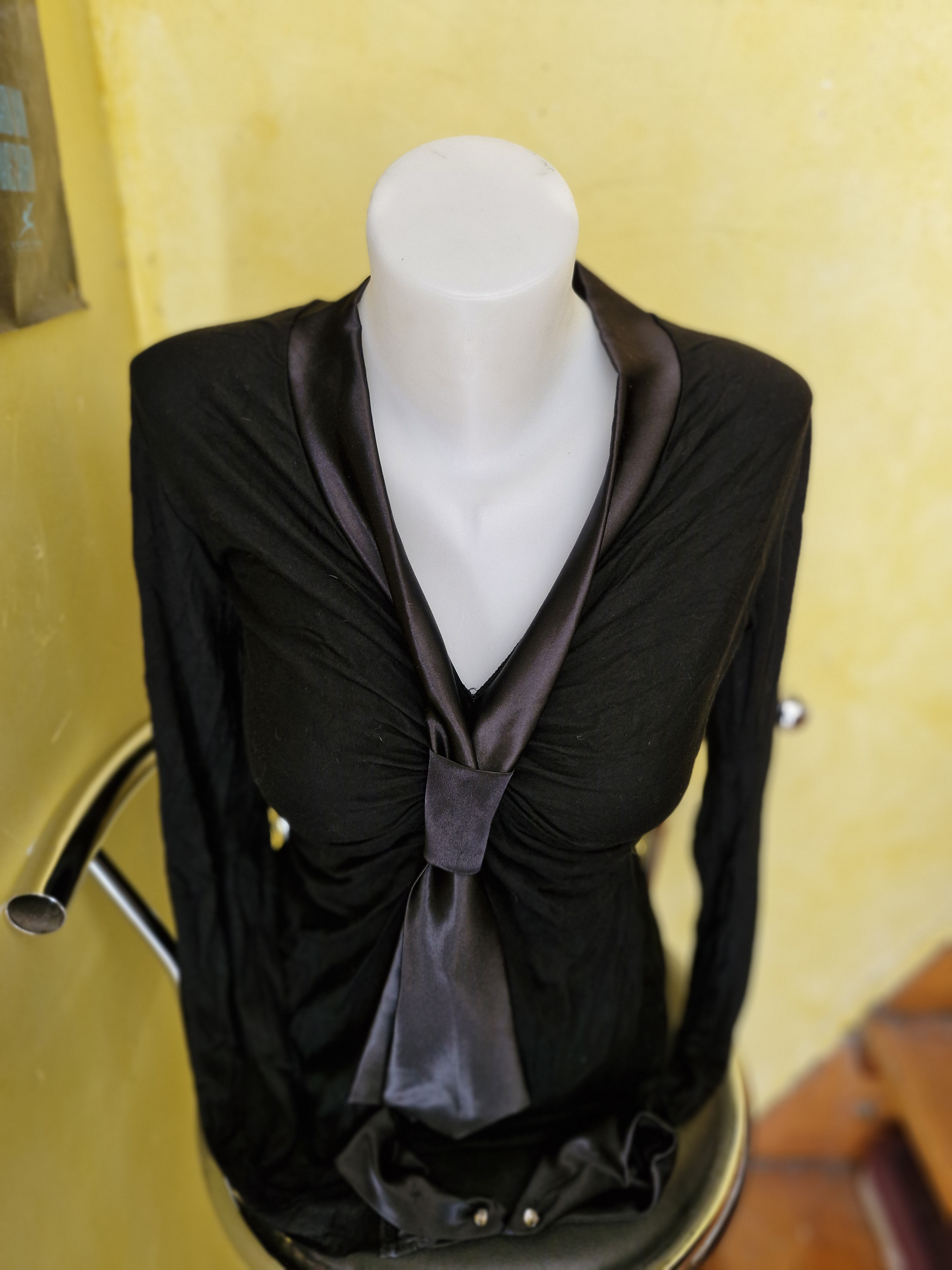 Beau haut pour femme, élégant et confortable - Miniature 2