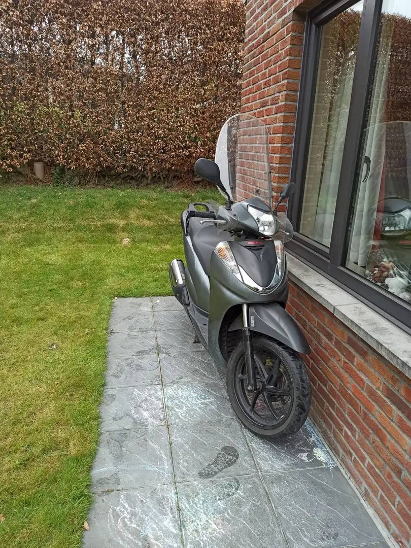 Honda SH 300