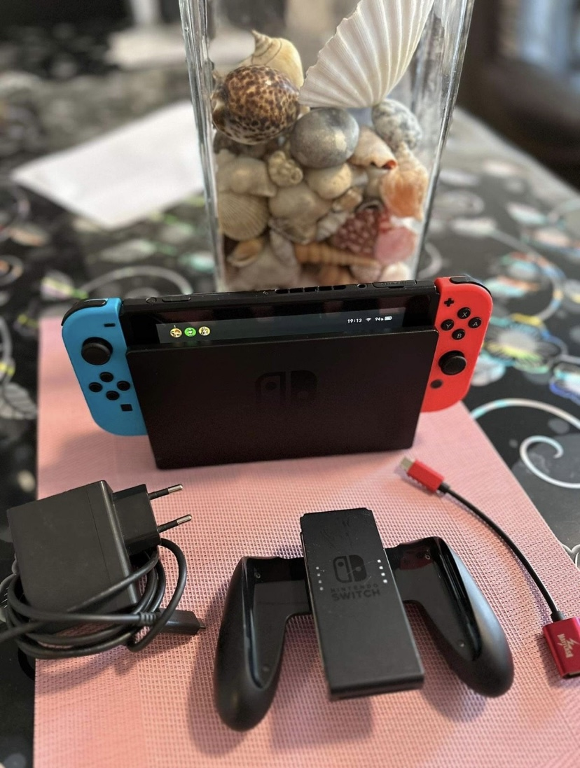 Nintendo Switch + 3 Jeux