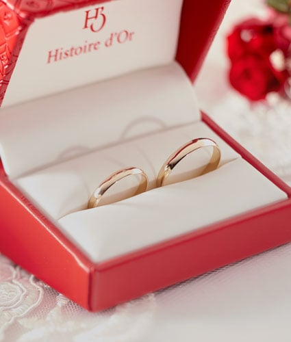 A vendre de bague luxueuse sortie et de fiançailles