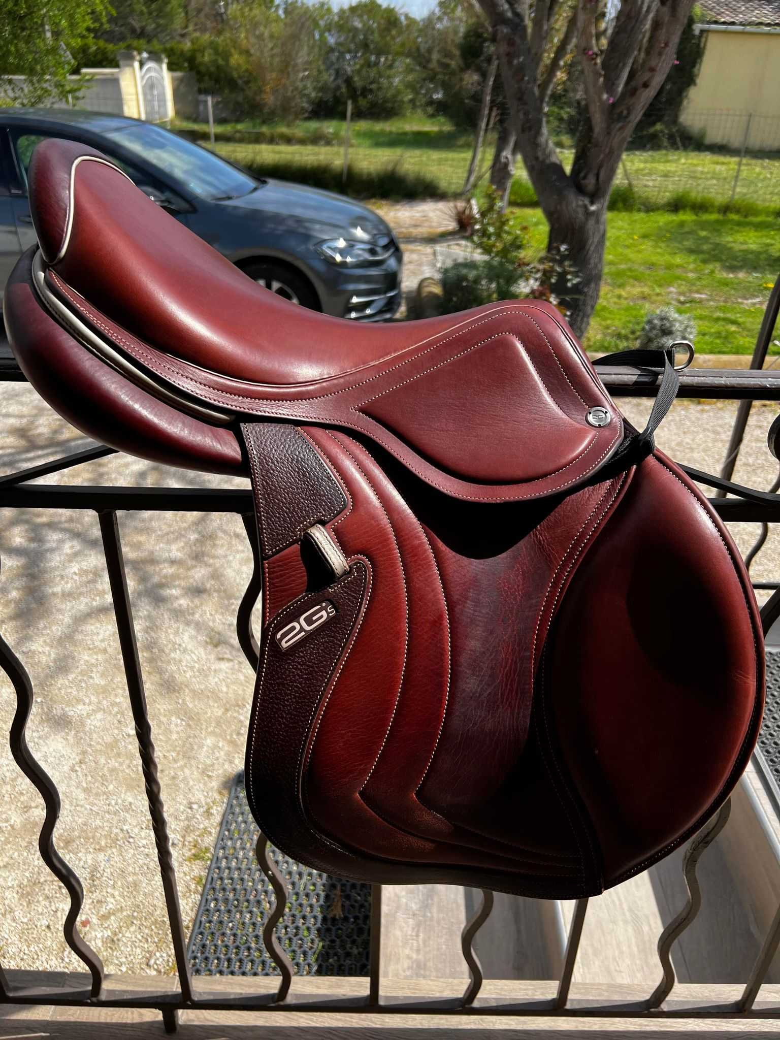 selle CWD 2GS Mademoiselle châtaigne avec liseré argenté de 2021 - Miniature 3