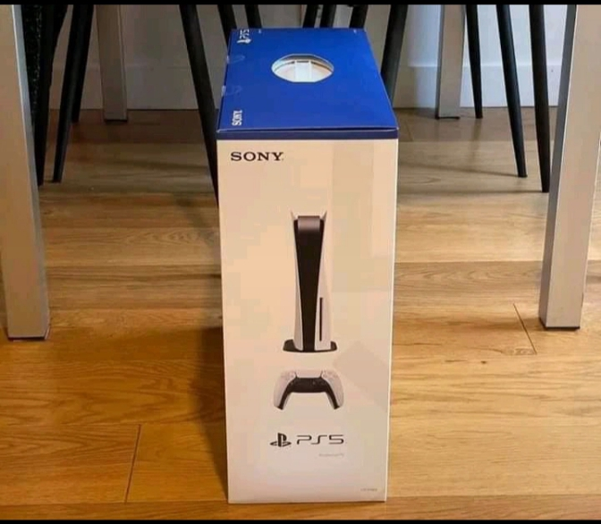 PlayStation 5 - Miniature 2